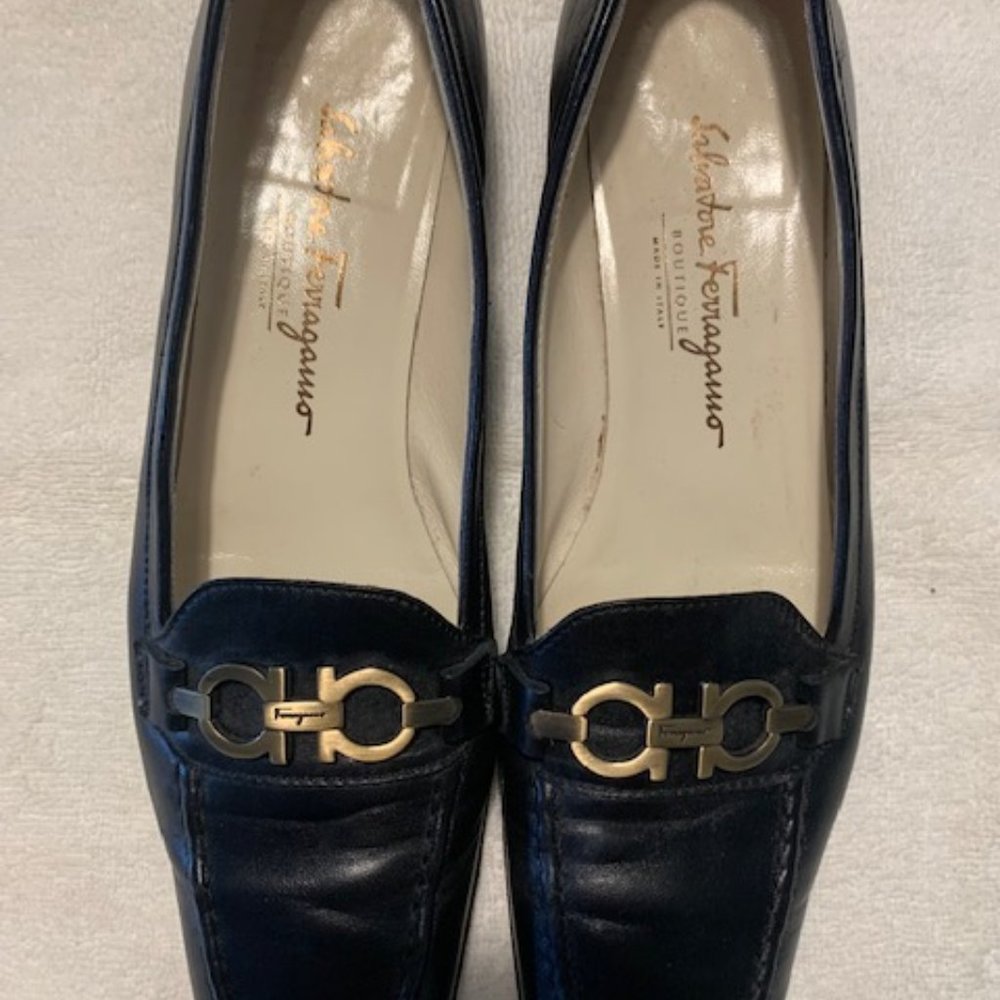 Salvatore Ferragamo Black flat